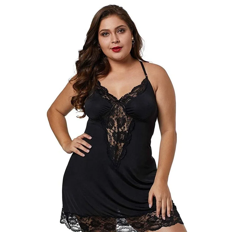 Satynowa koszula nocna na ramiączkach z koronką plus size Czarny