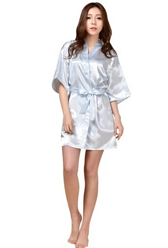 Satynowy krótki szlafrok kimono damski — jednokolorowy, lśniący Kolba