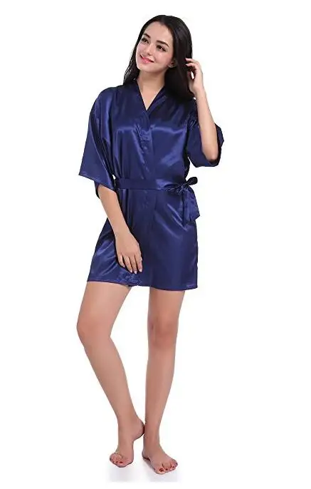 Satynowy szlafrok nocny z koronką plus size — elegancki Błękitny
