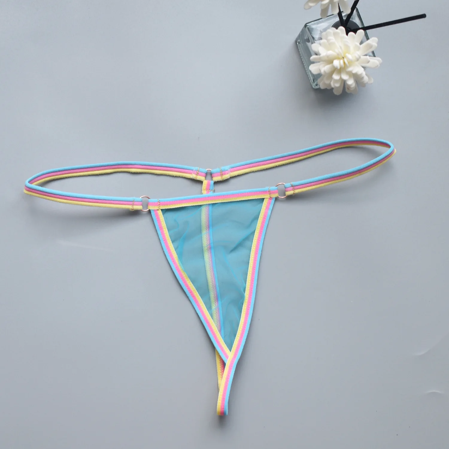 Seksowne stringi mini bikini w żywych kolorach Błękitny