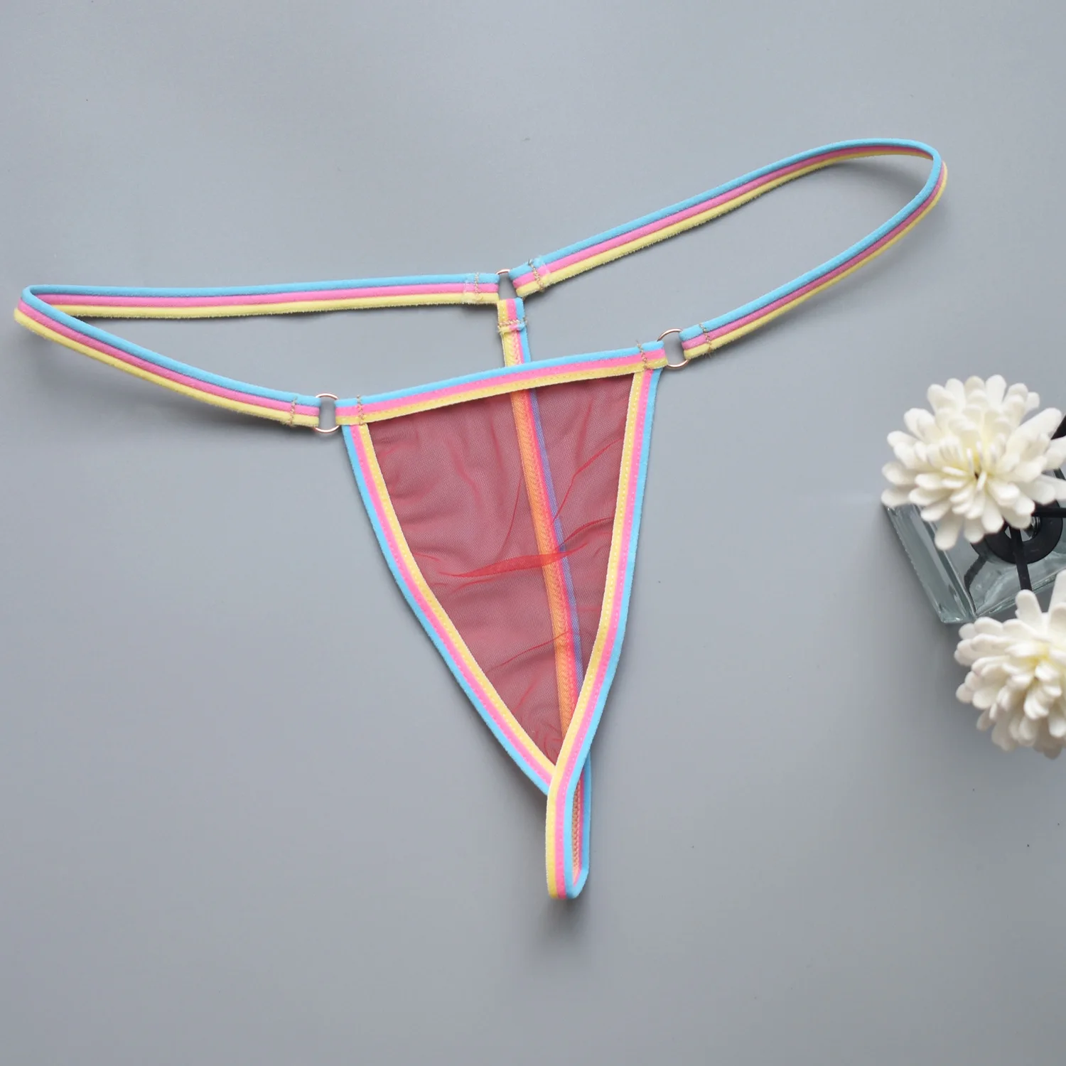 Seksowne stringi mini bikini w żywych kolorach Czerwony