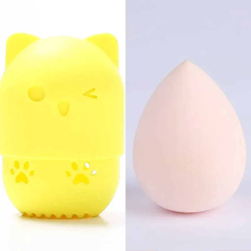 Silikonowy pojemnik na gąbkę kosmetyczną beauty blender Nagi