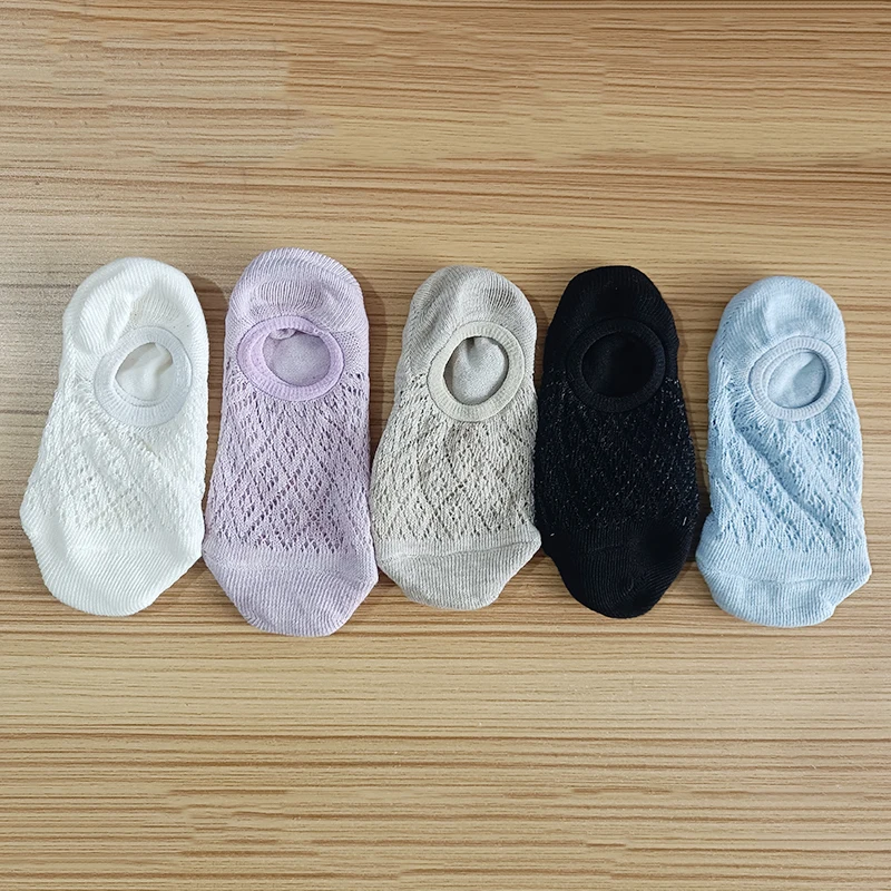 Skarpetki damskie kawaii ze zwierzątkami – 5 par Szary