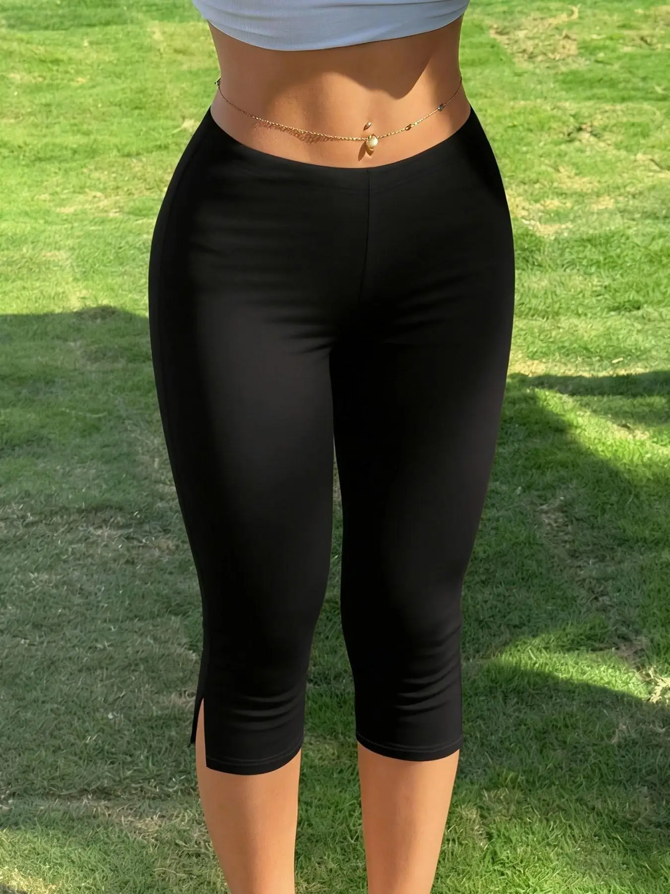 Spodnie capri damskie dopasowane z rozcięciami – fitness Y2K Czarny