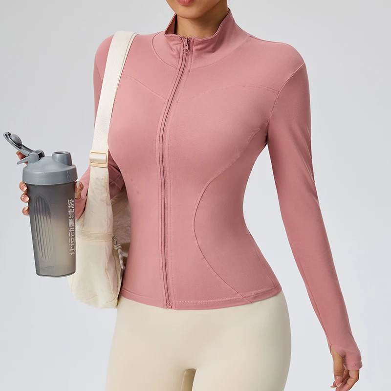 Sportowa bluza fitness ze stójką i ochroną UV Koralowa czerwona