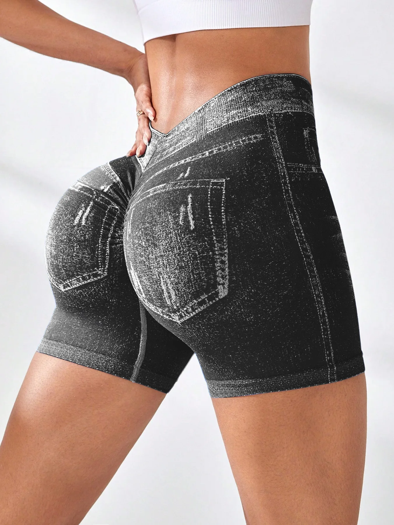 Sportowe szorty damskie faux jeans z efektem jeansowym Niebieski