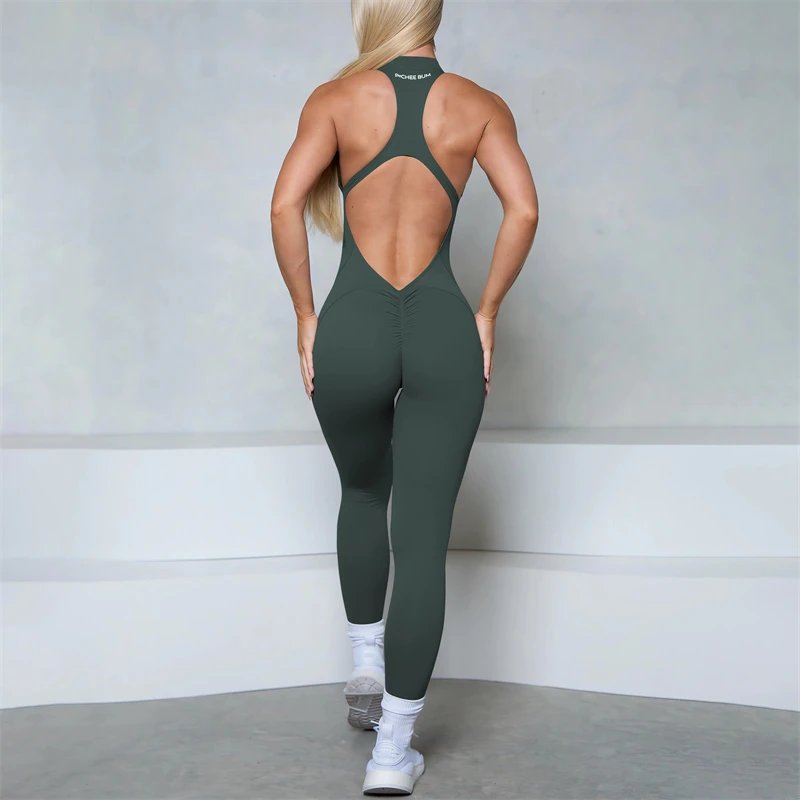 Sportowy kombinezon fitness bez rękawów z efektem scrunch Zielony