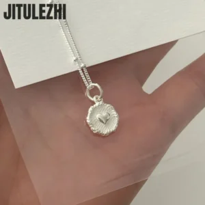 Srebrny naszyjnik 925 z dwustronnym sercem - delikatne kółeczko 