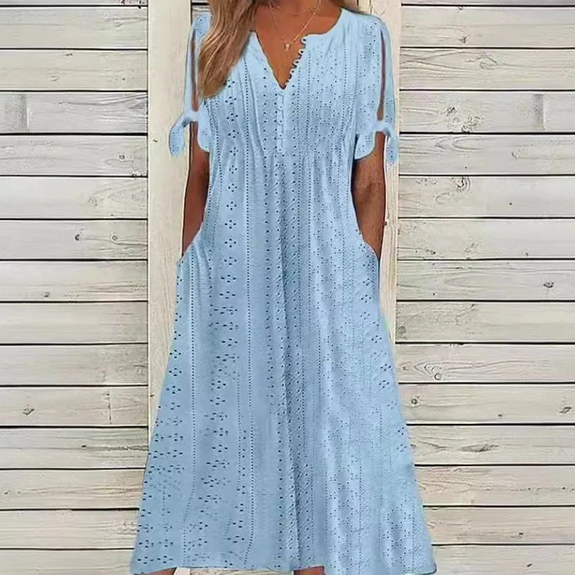 Sukienka boho midi z ażurowymi detalami i odkrytymi ramionami Błękitny