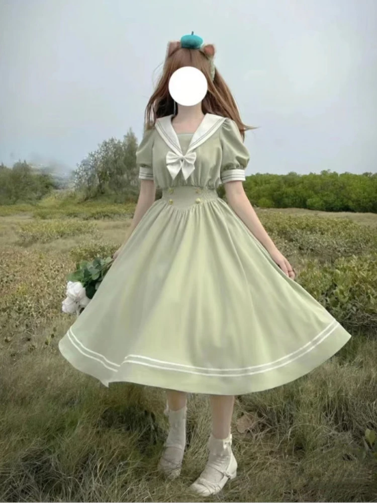 Sukienka w stylu lolita z kołnierzem marynarskim i kokardą Zielony