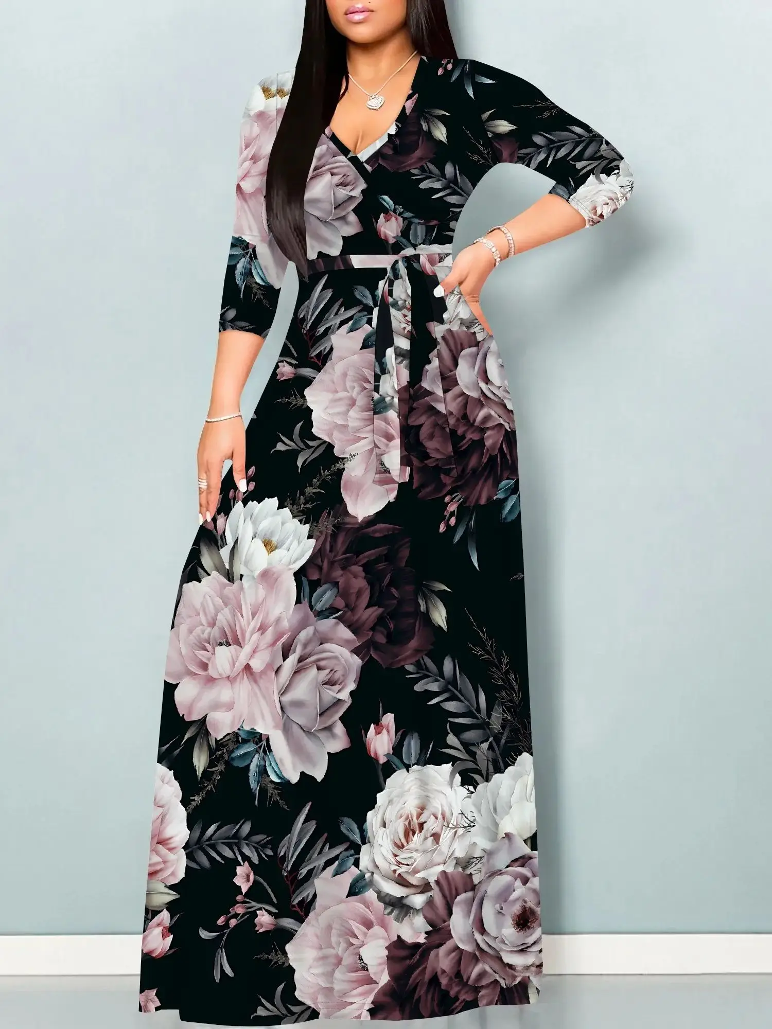 Sukienka maxi boho plus size z paskiem Czarny