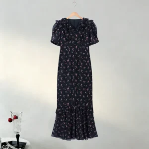 Sukienka maxi w kwiaty z bufiastymi rękawami Safflower