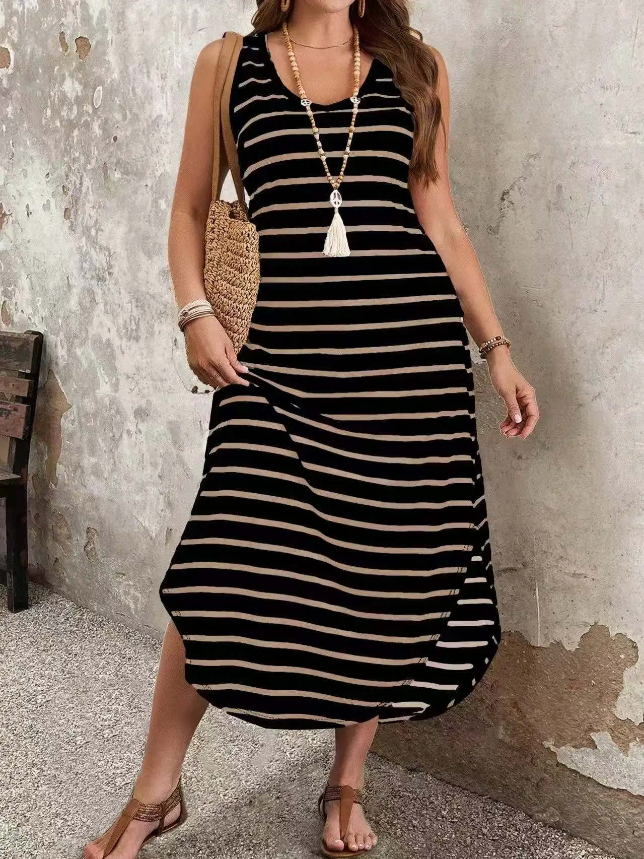 Sukienka maxi w paski plus size Czarny
