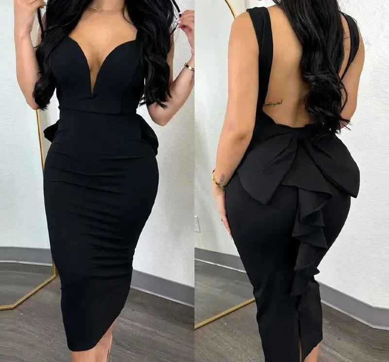 Elegancka sukienka z odkrytymi plecami i rozcięciem Czarny