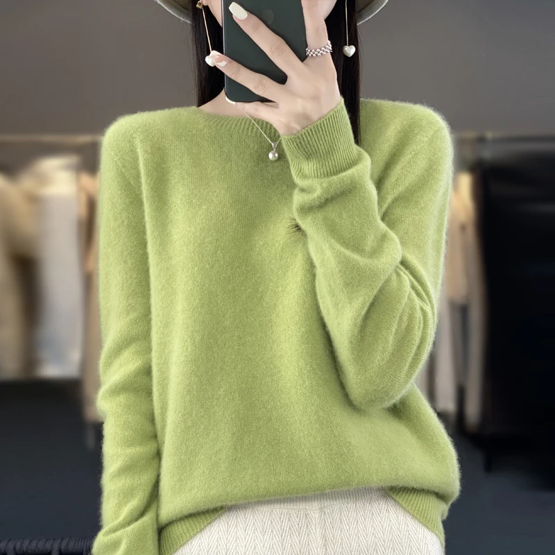 Sweter damski 100% merino z okrągłym dekoltem Armijna zieleń