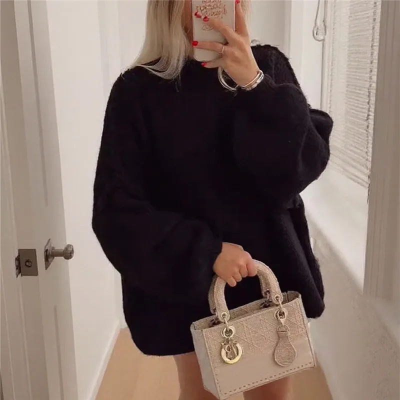 Sweter damski oversize z golfem dzianinowy Czarny
