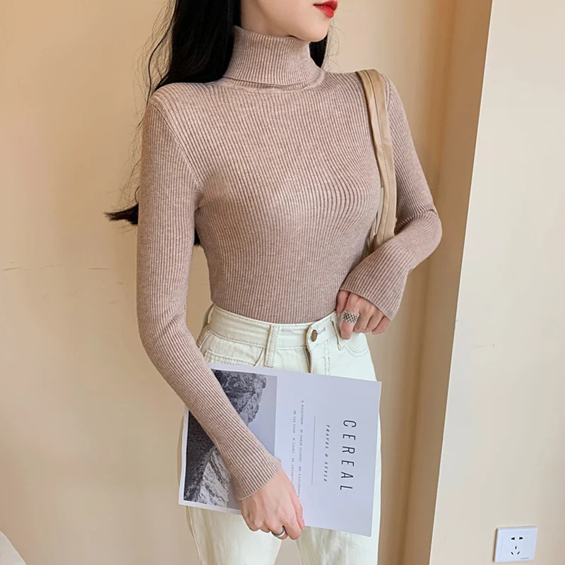 Miękki sweter z golfem prążkowany damski jesień zima Khaki