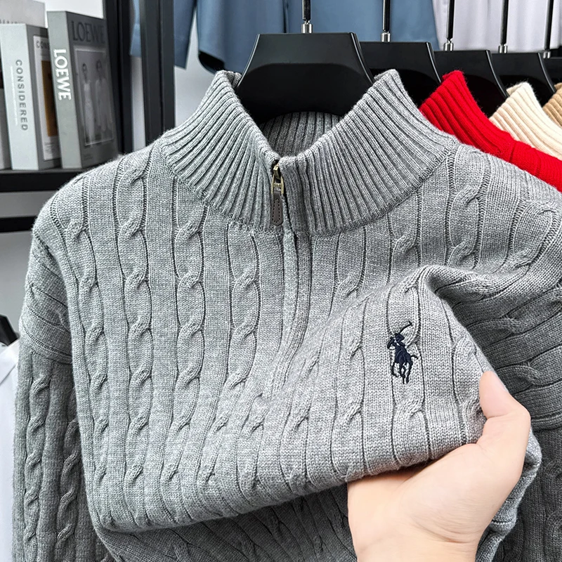 Sweter z warkoczowym splotem i haftowanym kołnierzem stójką Qianhui