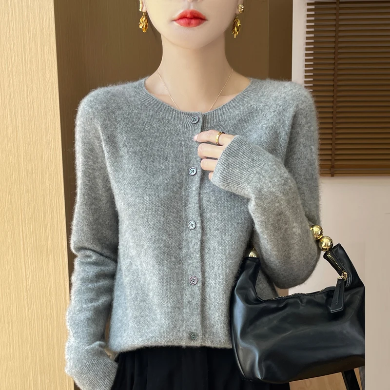 Sweter z wełny merino z okrągłym dekoltem Szary
