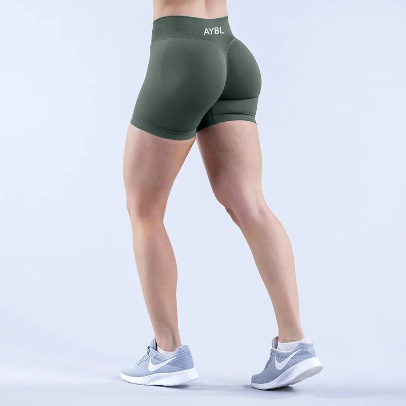 Szorty do jogi push-up z niskim stanem — bezszwowe szorty fitness damskie Khaki