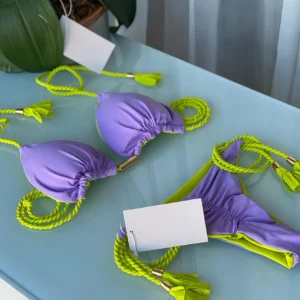 Trójkątne bikini z plecionym wiązaniem Czarny