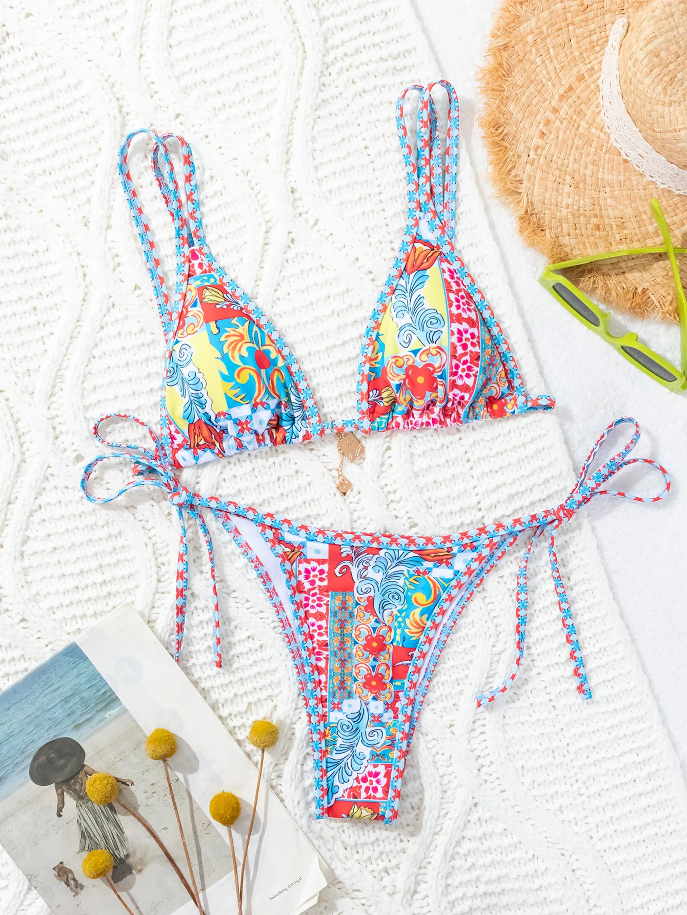 Trójkątne bikini push up w kwiatowy wzór Brązowy