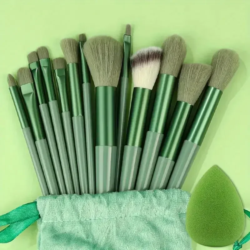 Wegański zestaw pędzli kabuki do blendowania – cruelty free, salonowe Kolba