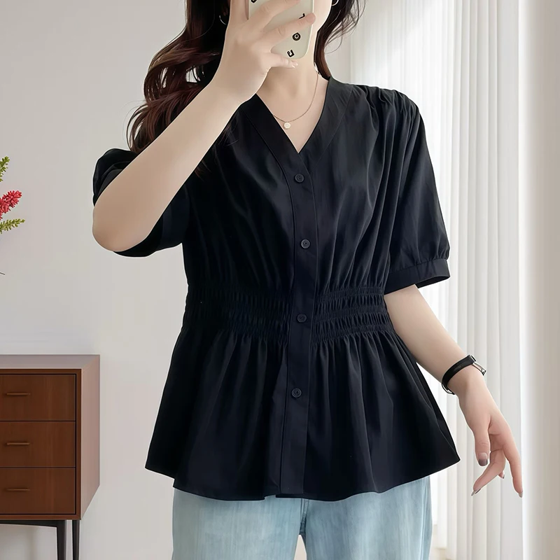 Zwiewna bluzka letnia plus size z elastyczną talią Czarny